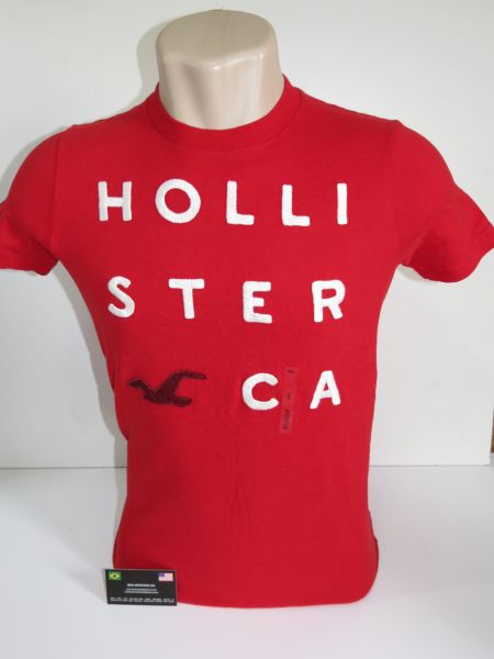 Camiseta Masculina  Hollister Vermelha com bordados Tam P